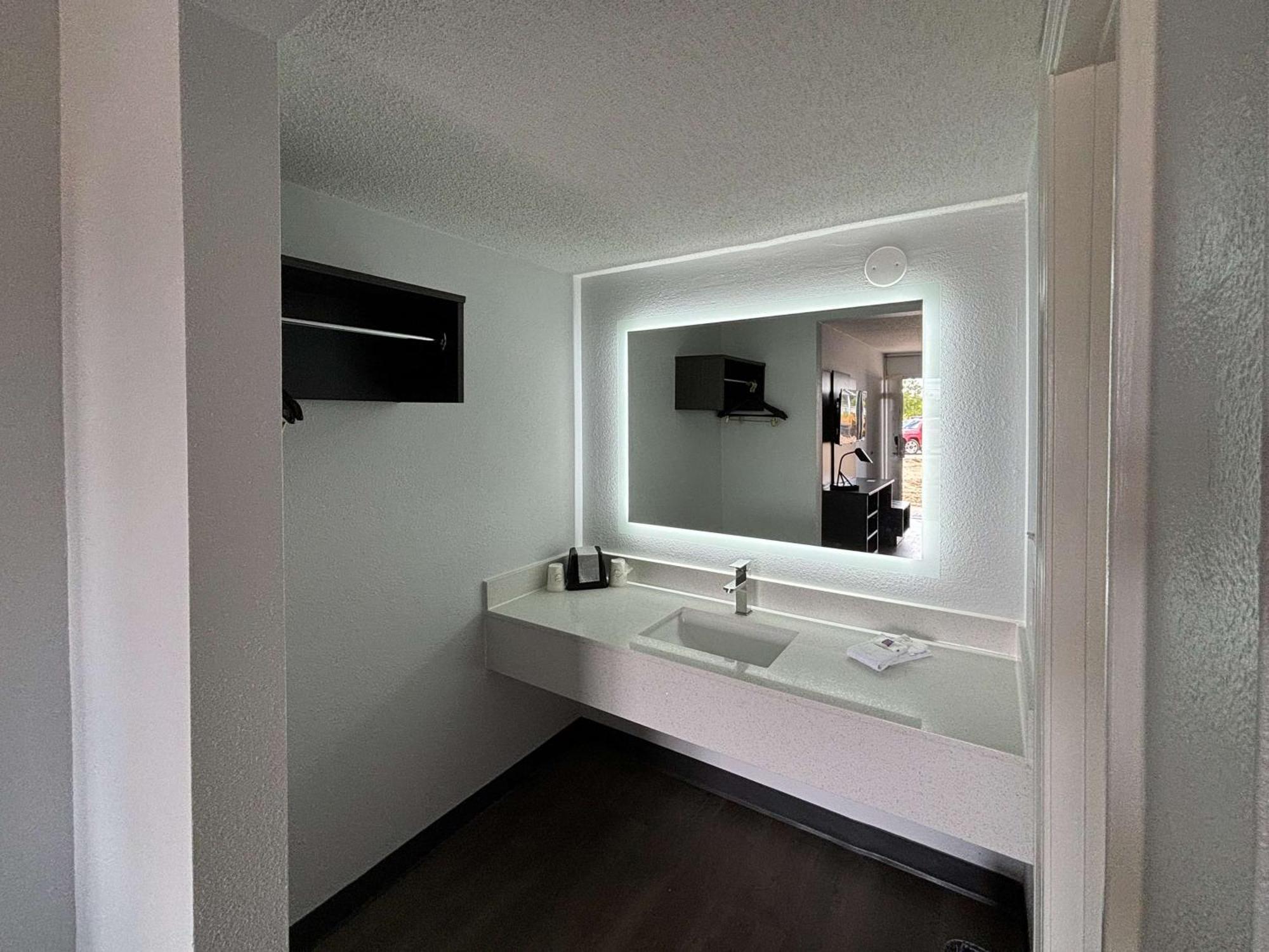 Motel 6 Richmond, Ky Eku Campus Area エクステリア 写真