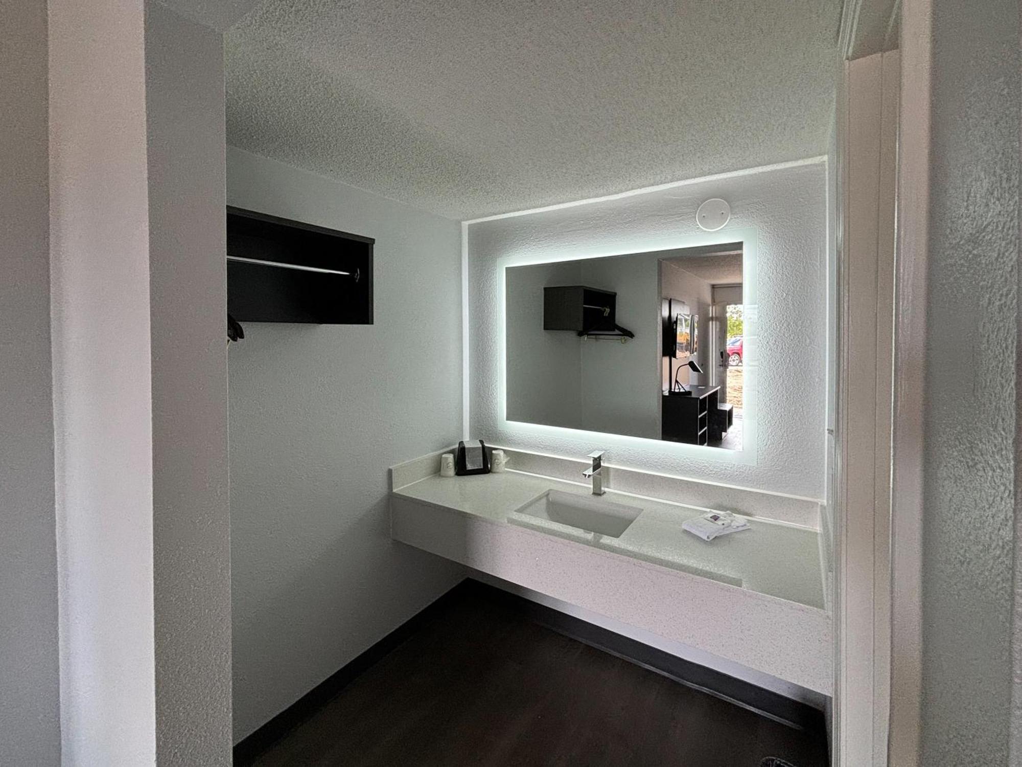 Motel 6 Richmond, Ky Eku Campus Area エクステリア 写真